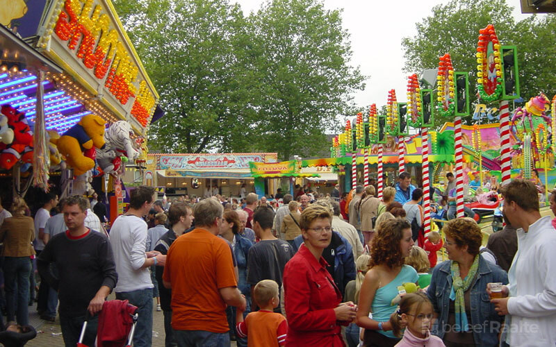 UITagenda impressie van Voorjaarskermis Raalte